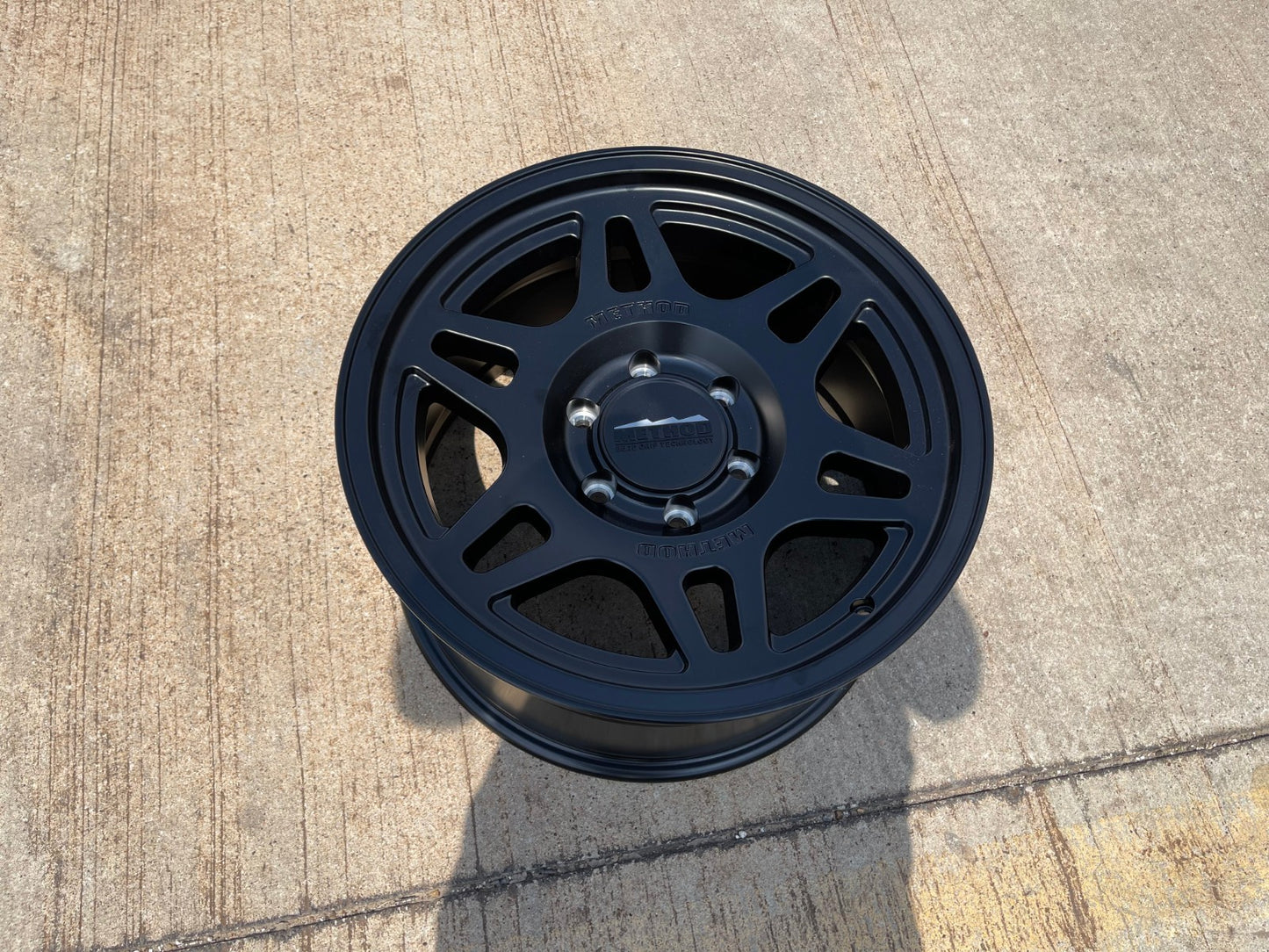 18x9 18" Method Racing MR706 Chevy Silverado RAM Tacoma wheel rim 6x139 6x5.5