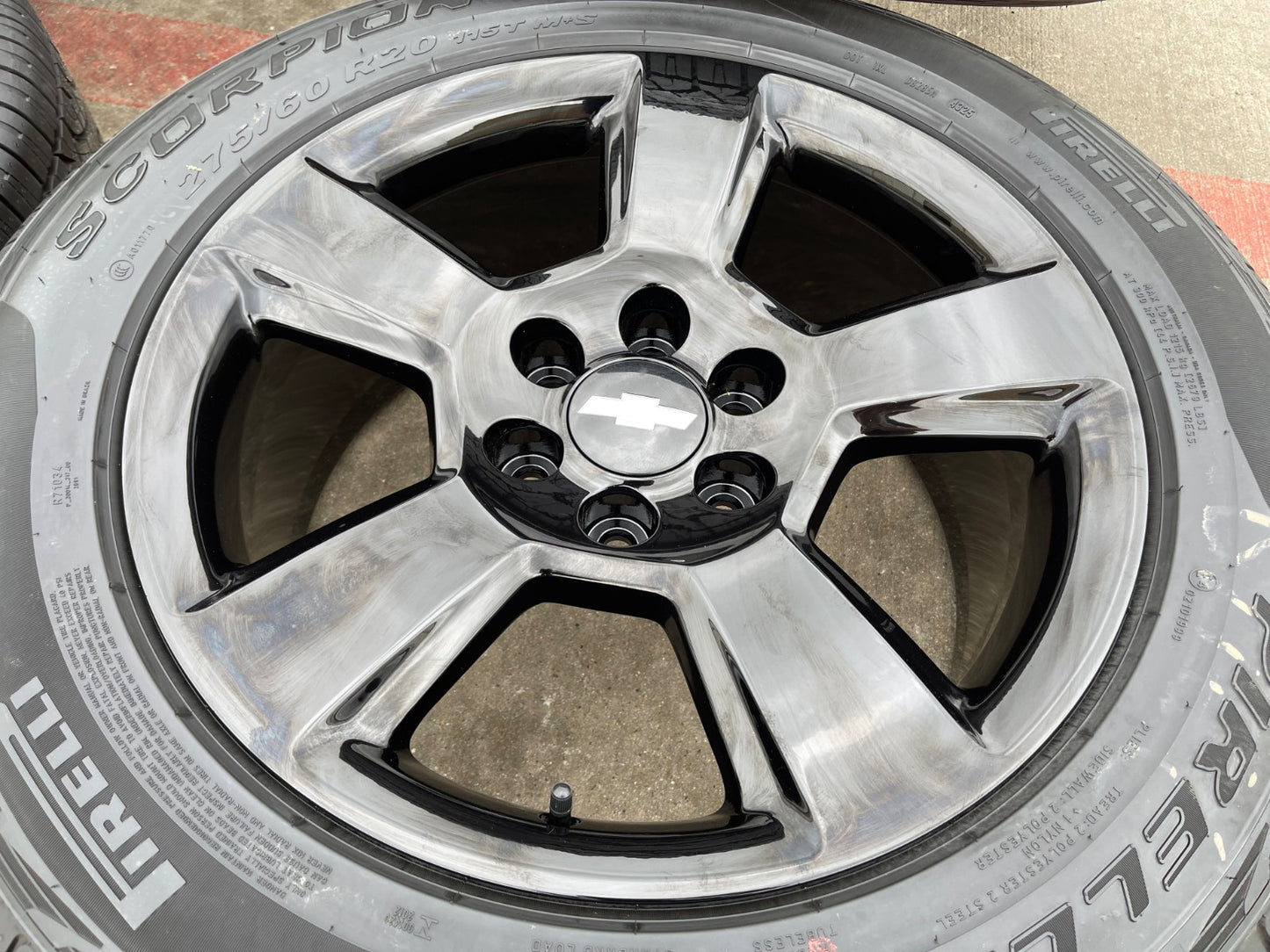 20" Chevy Silverado 1500 Tahoe Suburban OEM wheels rims 5652 PIRELLI A/TR NEW