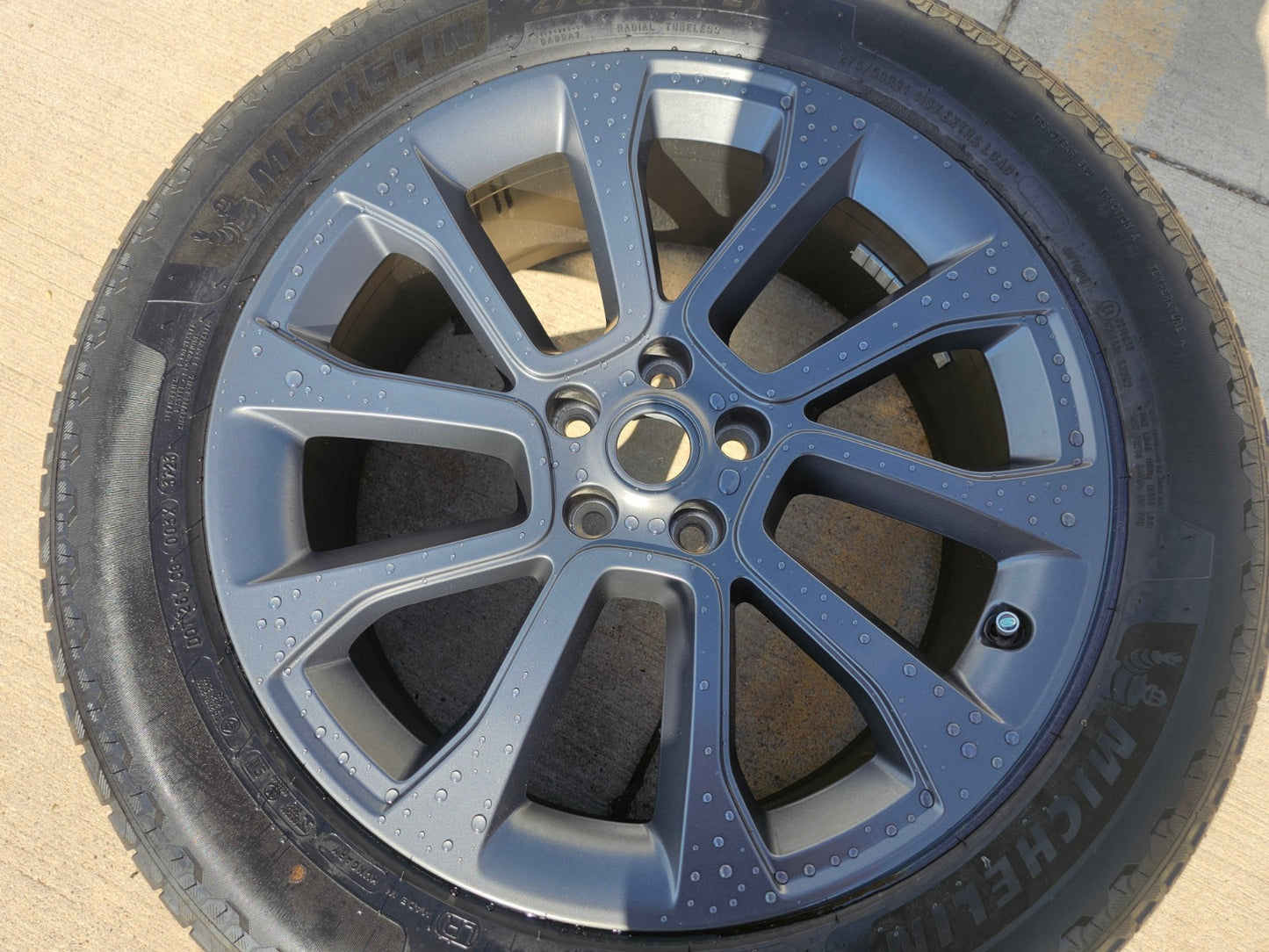 (1) 21" Range Rover Autobiography OEM Land wheel rim 72384 spare NEW