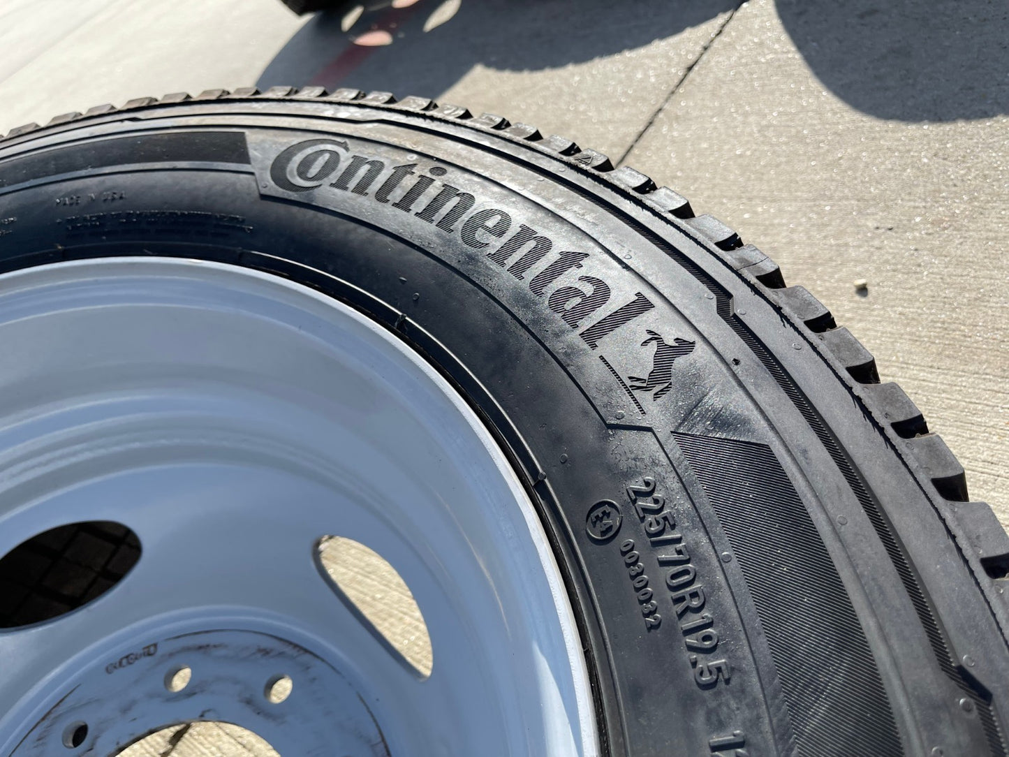 19.5" Ford F-450 Dually F-550 rims wheels RAM 4500 OEM 10x225 2024 2025 2026