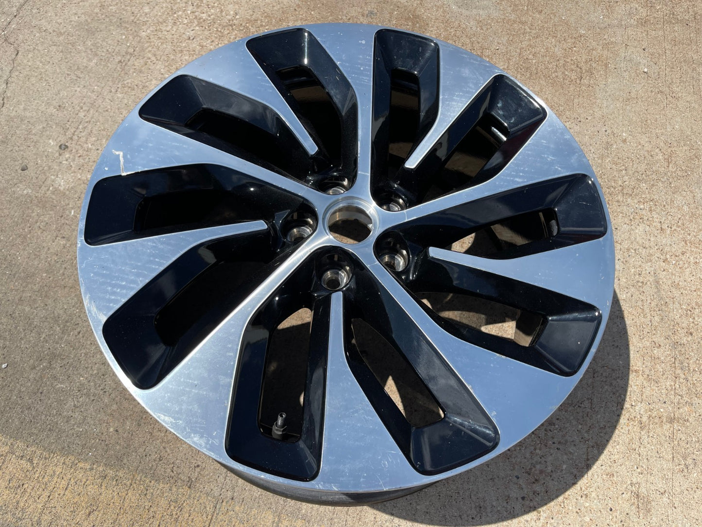 21" 21x9.5 Lucid Air OEM 95543 wheel rim 5x120 2023 2024 2025 2026 2027 REAR