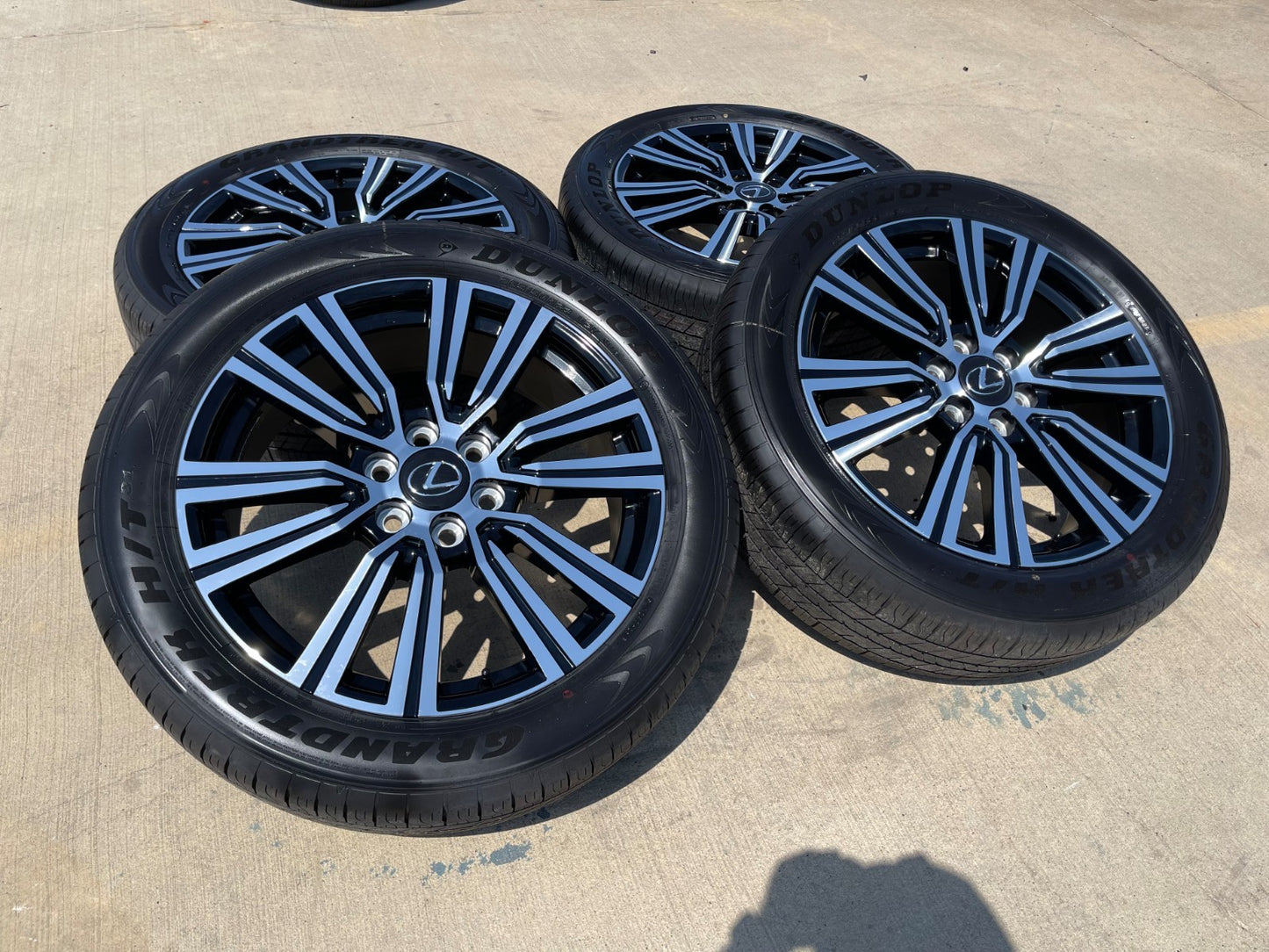 22" Lexus LX600 GX550 OEM wheels rims 74402 Toyota Tundra Sequoia SET NEW