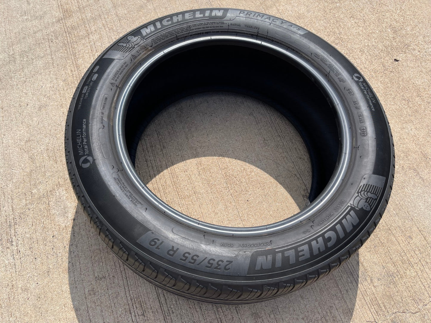 235/55/19 Michelin Primacy A/S tire 101V