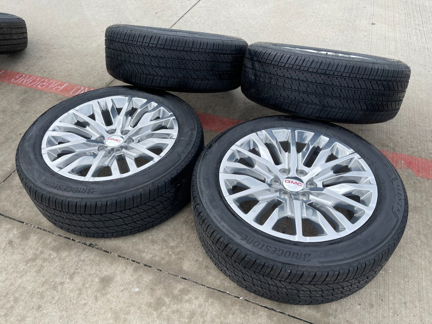 22" GMC Sierra Yukon DENALI Silverado OEM 5921 wheels rims 2021 2022 2023 NEW