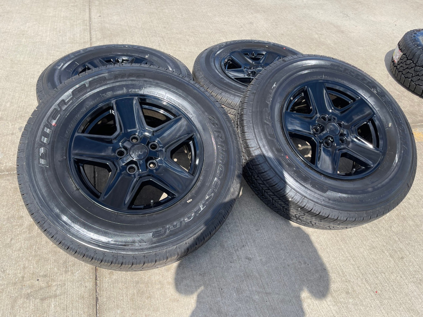 17" Jeep Wrangler Gladiator BLACK OEM wheels rims 9235 tires BRIDGESTONE NEW