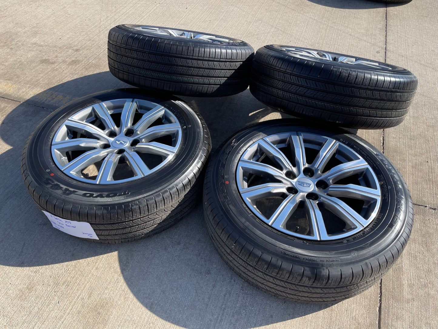 18" Cadillac XT4 OEM 4820 wheels rims 2023 2024 2025 2026 NEW