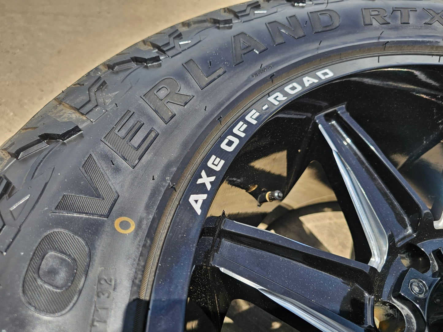 20" 20x10 AXE Off-Road Artemis Chevy Silverado GMC Sierra 2500 rims wheels 8x180