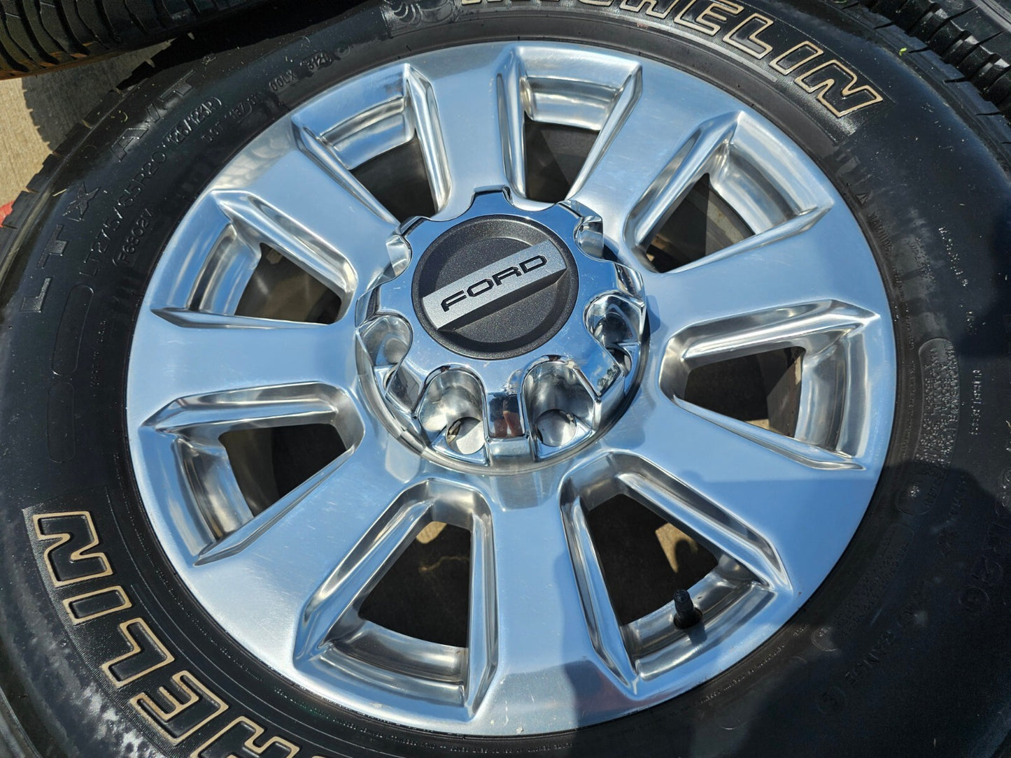 20" Ford F-250 F-350 Platinum OEM rims wheels 10103 tires MICHELIN A/T2