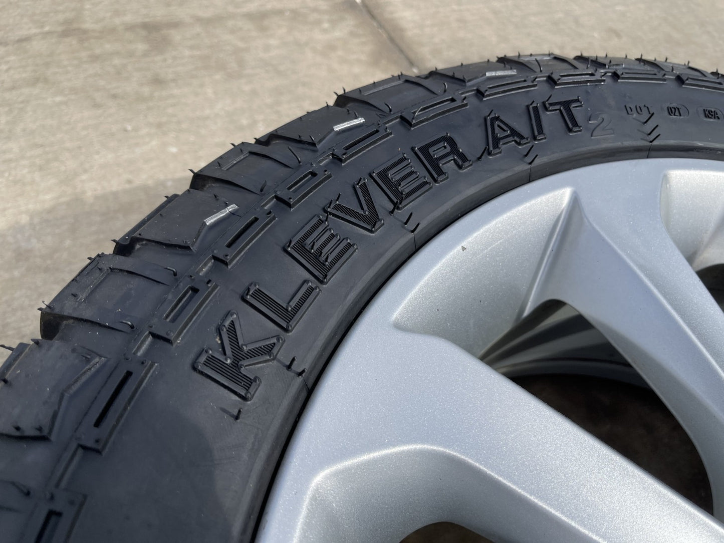 20" Range Rover OEM 72245 wheels rims Land Defender tires NEW KENDA