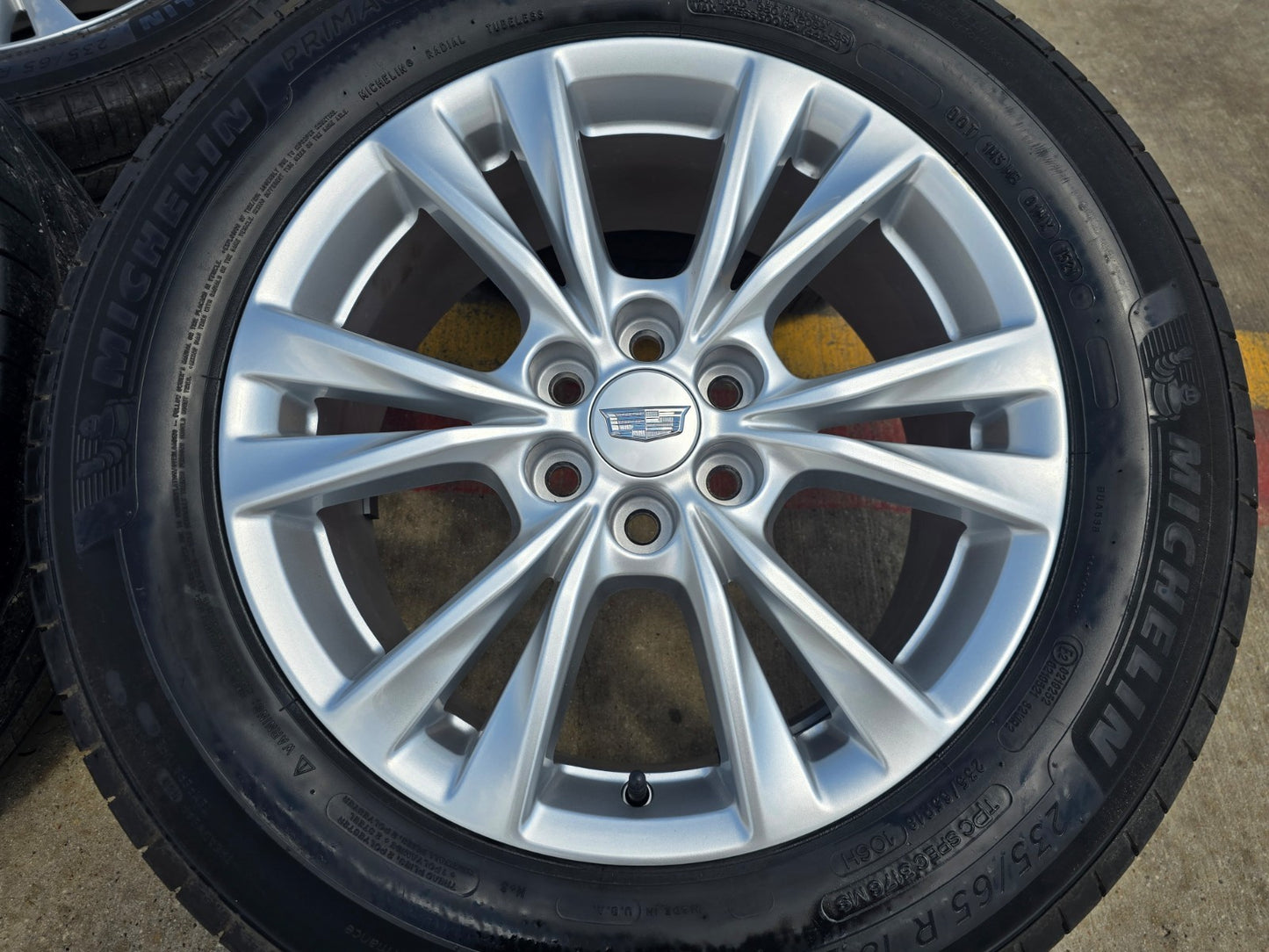 18" Cadillac XT6 XT5 SRX OEM 4844 wheels rims Chevy Blazer Acadia MICHELIN