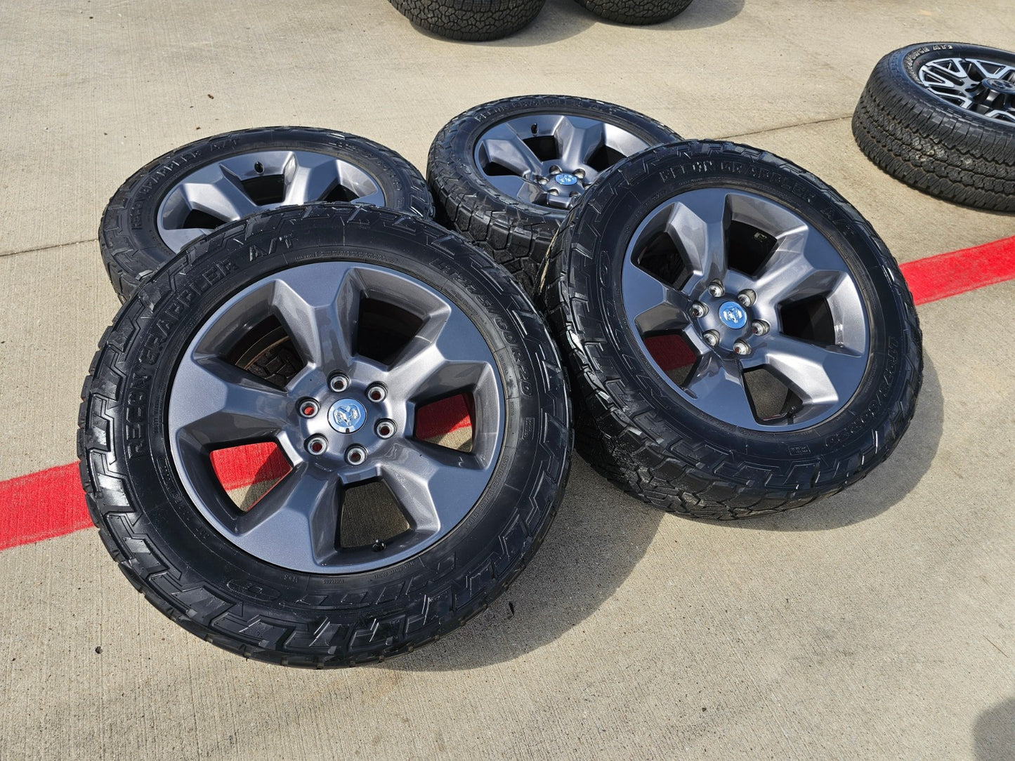 20" Ram 1500 OEM LIMITED Laramie wheels rims gray SET 2675 2722 NITRO 33"