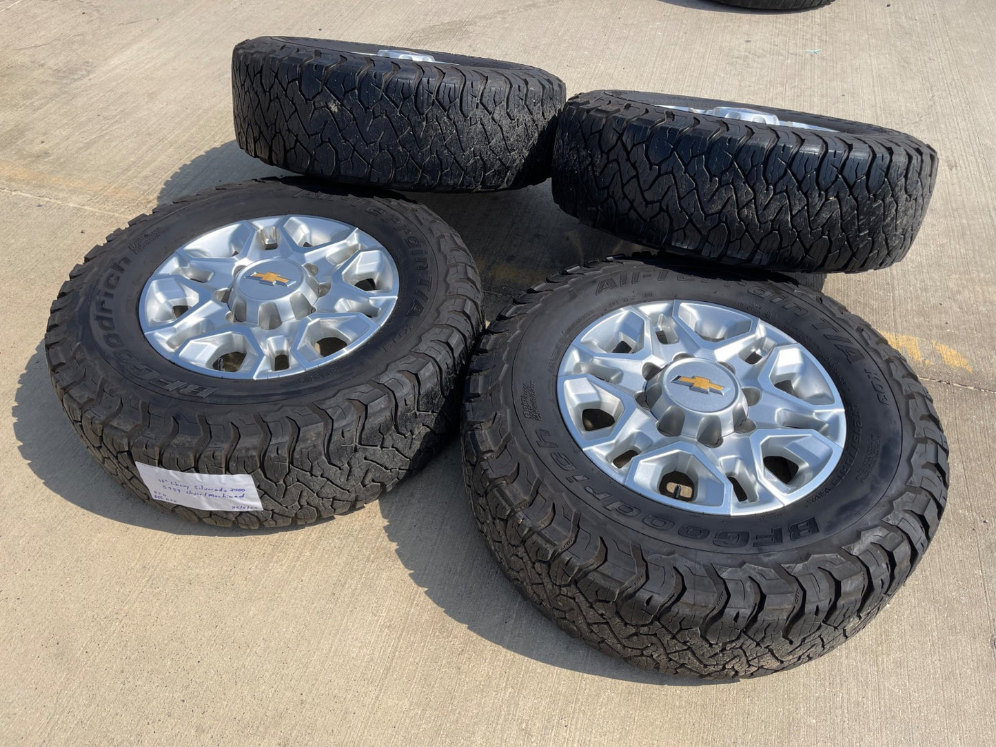 18" Chevy Silverado 2500 3500 OEM 5959 wheels rims tires SET BFG KO3 A/T