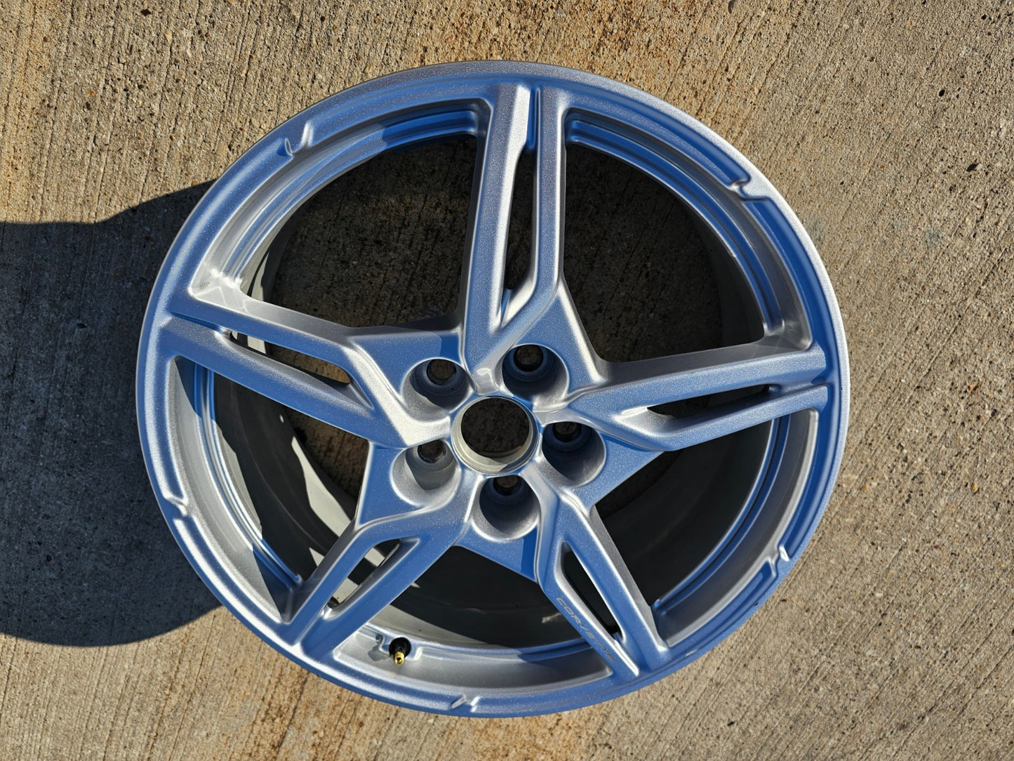 19" Chevy Corvette C8 OEM wheel rim 14007 96704 FRONT 2023 2024 2025 2026 NEW