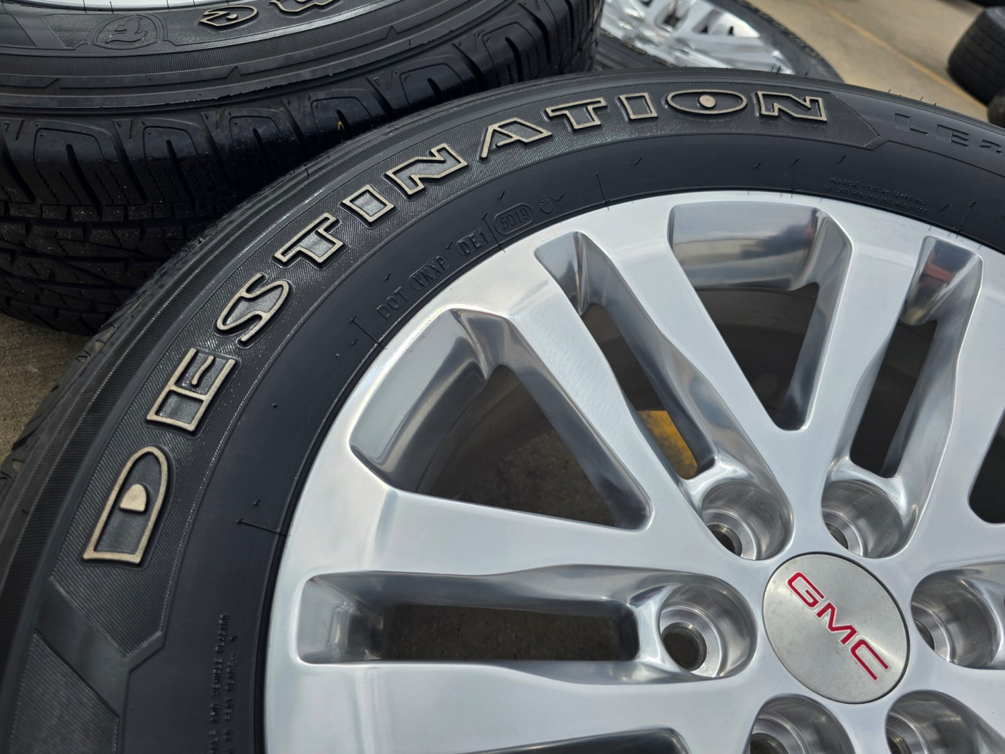 18" GMC Canyon Chevy Colorado OEM wheels rims tires RIM# 5694 FITS 2015-2022