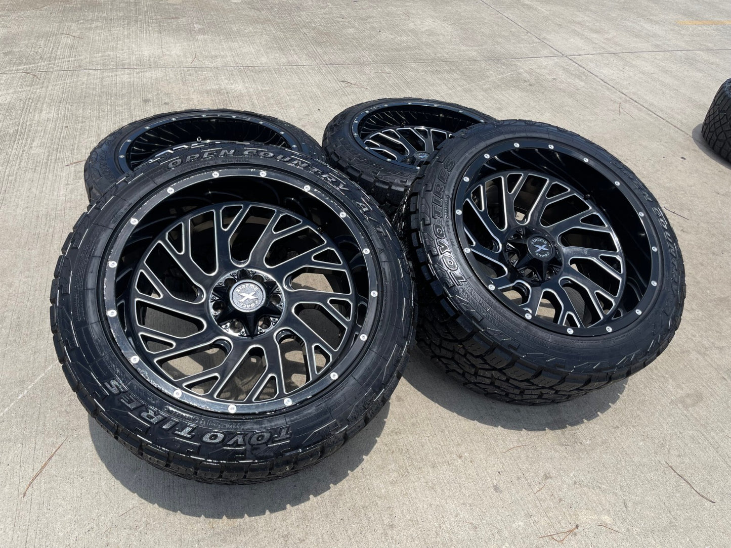 22x12 XTREME FORCE XF- 8 Chevy Silverado Ford F-150 RAM wheels rims 6x139 6x135