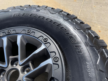 17" Jeep Wrangler 392 Gladiator Rubicon OEM 9329 BEADLOCK wheel rim BFG 35" NEW