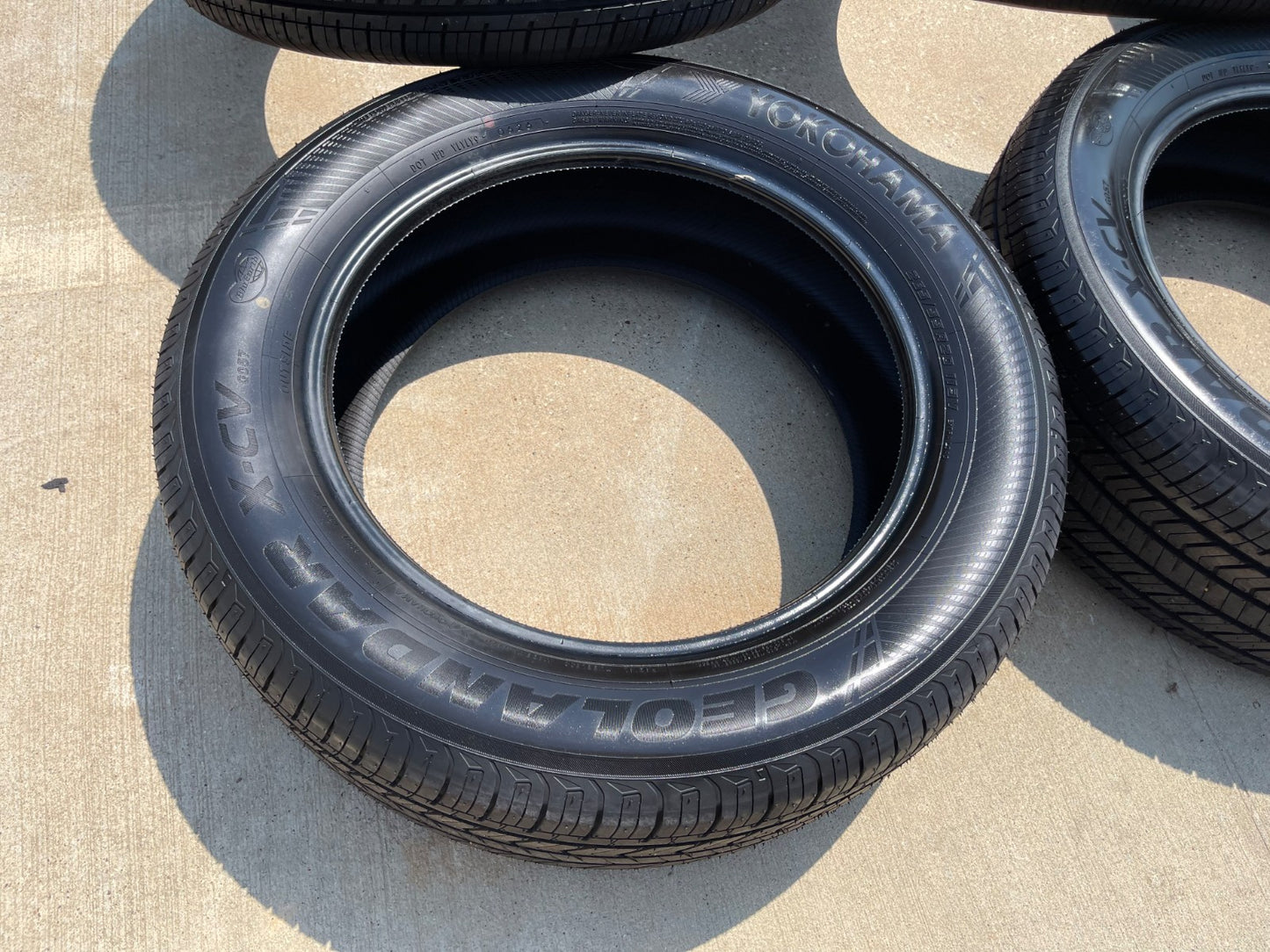 (4) 265/55/20 Yokohama Geolander X-CV tires 113V XL 265/55R20 TAKE OFFS NEW