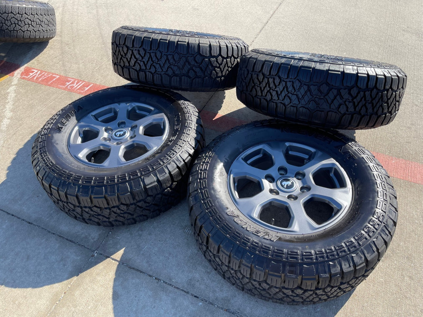 17" Ford Bronco Big Bend wheels rims 10384 OEM Ranger tires KENDA