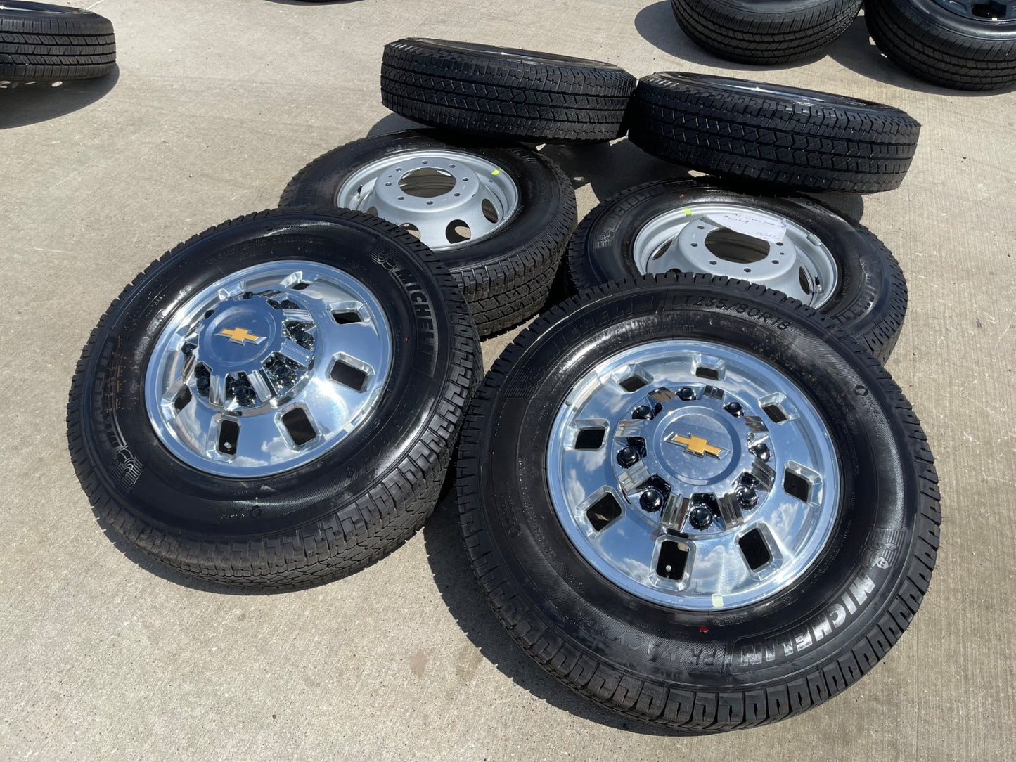 18" GMC Sierra 3500 DENALI Dually rims wheels OEM 14127 14129 SET 2026 2027 NEW