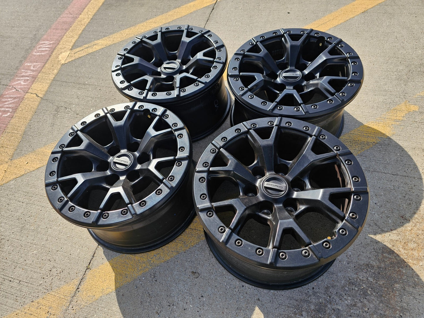 17" Ford F-150 Raptor OEM BEADLOCK 10460 95354 rims wheels 2021 2022 2023 2024