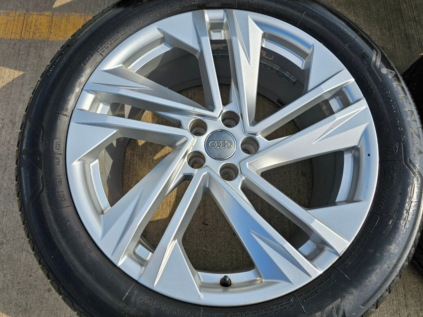 20" Audi Q7 OEM wheels rims Q8 RS S VW Atlas 12053 tires 2021 2022 2023 2024