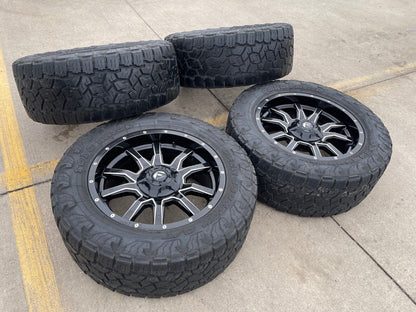 20x9 Fuel Vandal D627 Chevy Silverado Ford F-150 RAM wheels rims 6x139 6x135