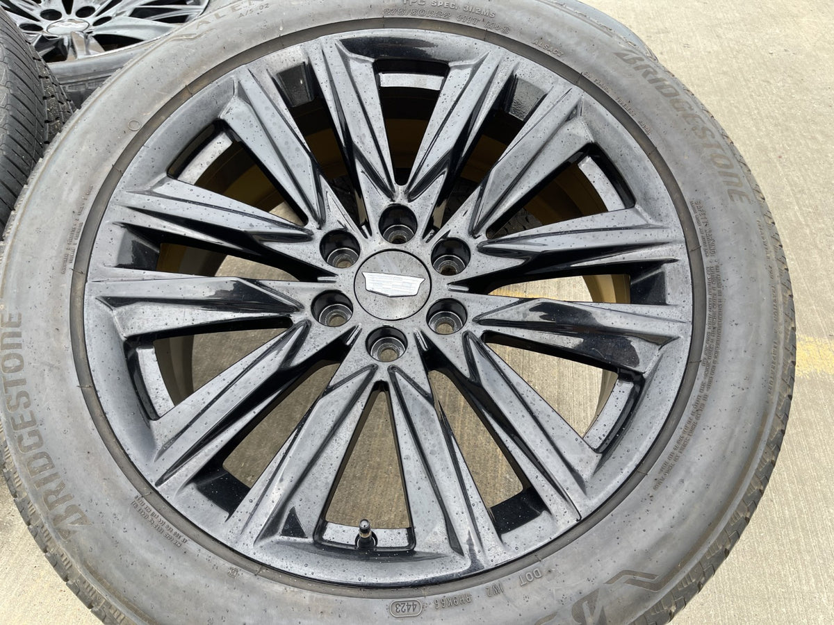 22" Cadillac Escalade OEM wheels rims 95028 4869 GMC Sierra BRIDGESTONE SET