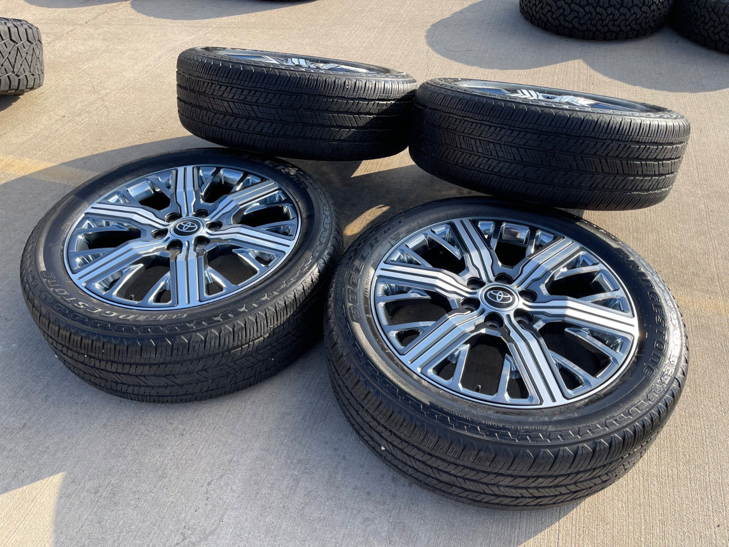 22" Toyota Tundra Sequoia OEM wheels rims 75282 Land Cruiser GX550 CAPSTONE