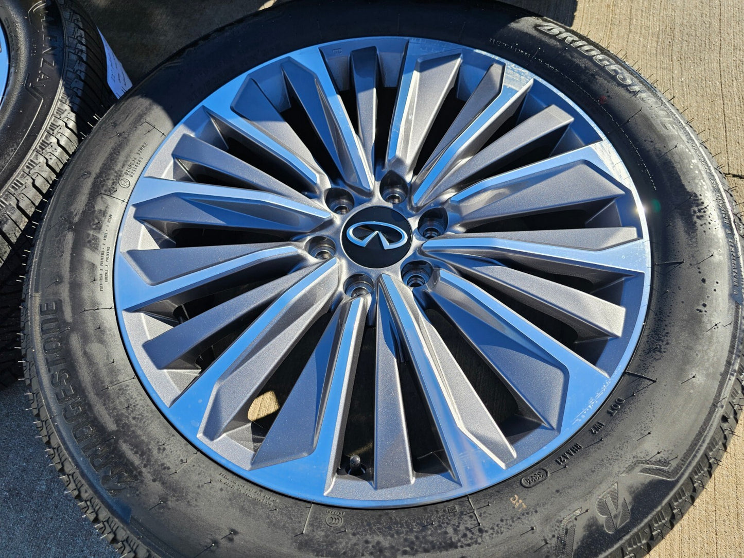 22" Infiniti QX80 QX56 Nissan Titan Armada OEM wheels rims tires 2024 2025 NEW