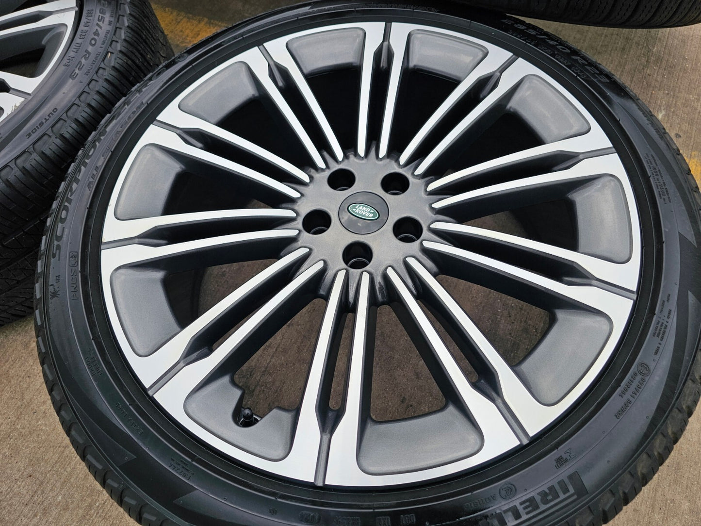 23" Land Rover Range AUTOBIOGRAPHY OEM 72377 wheels rims 2023 2024 2025