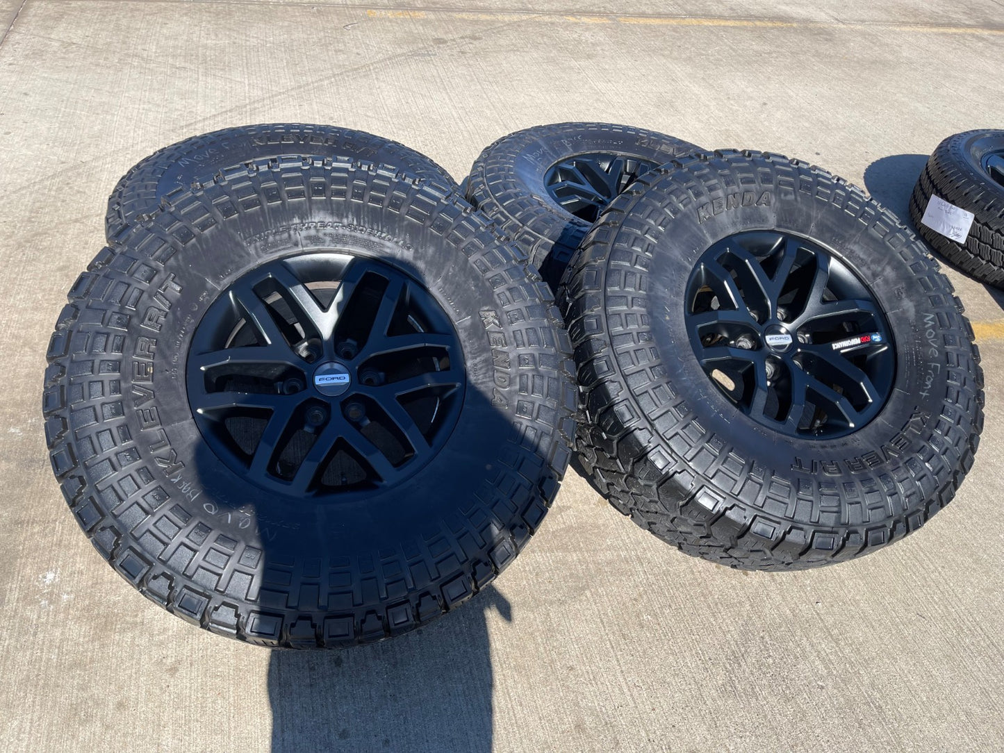 17" Ford F-150 Raptor OEM 10115 rims wheels tires KENDA R/T 37"