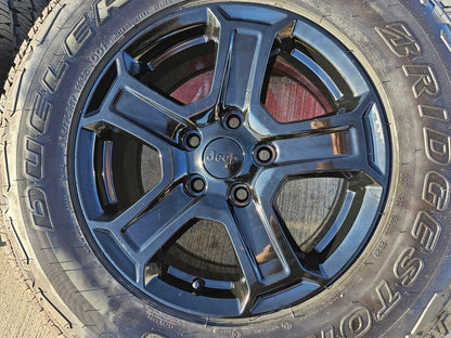 17" Jeep Wrangler Rubicon OEM Black wheels rims 9216 Gladiator NEW A/T