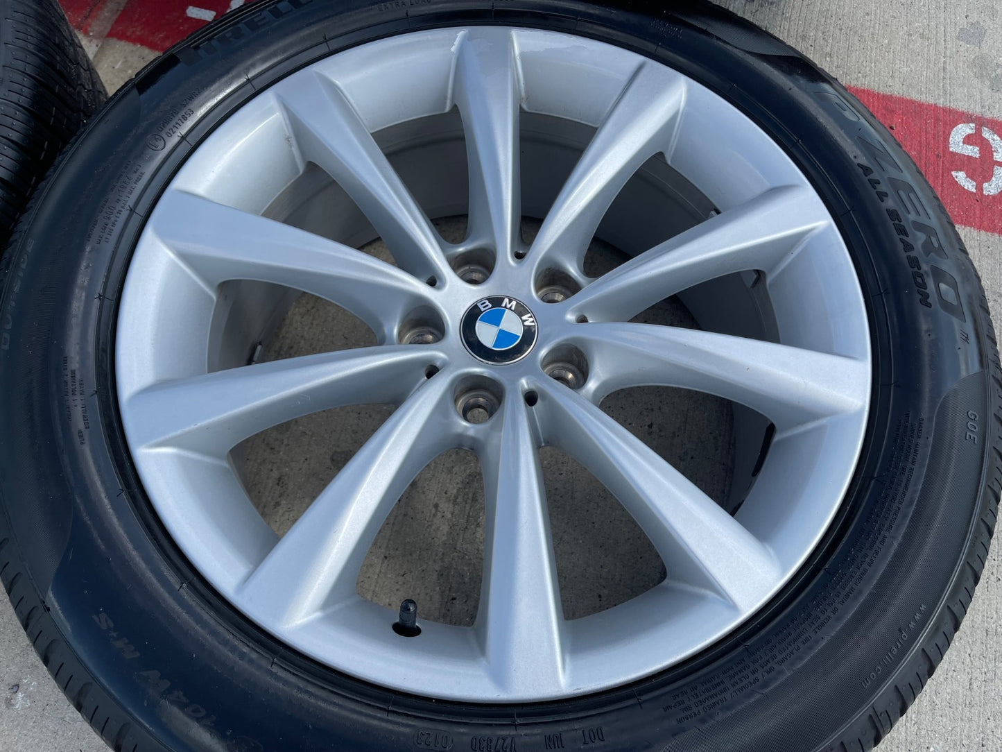 18" BMW 640i 740i 750i 840i GT 5 6 7 8 Series OEM 86272 wheels rims PIRELLI SET