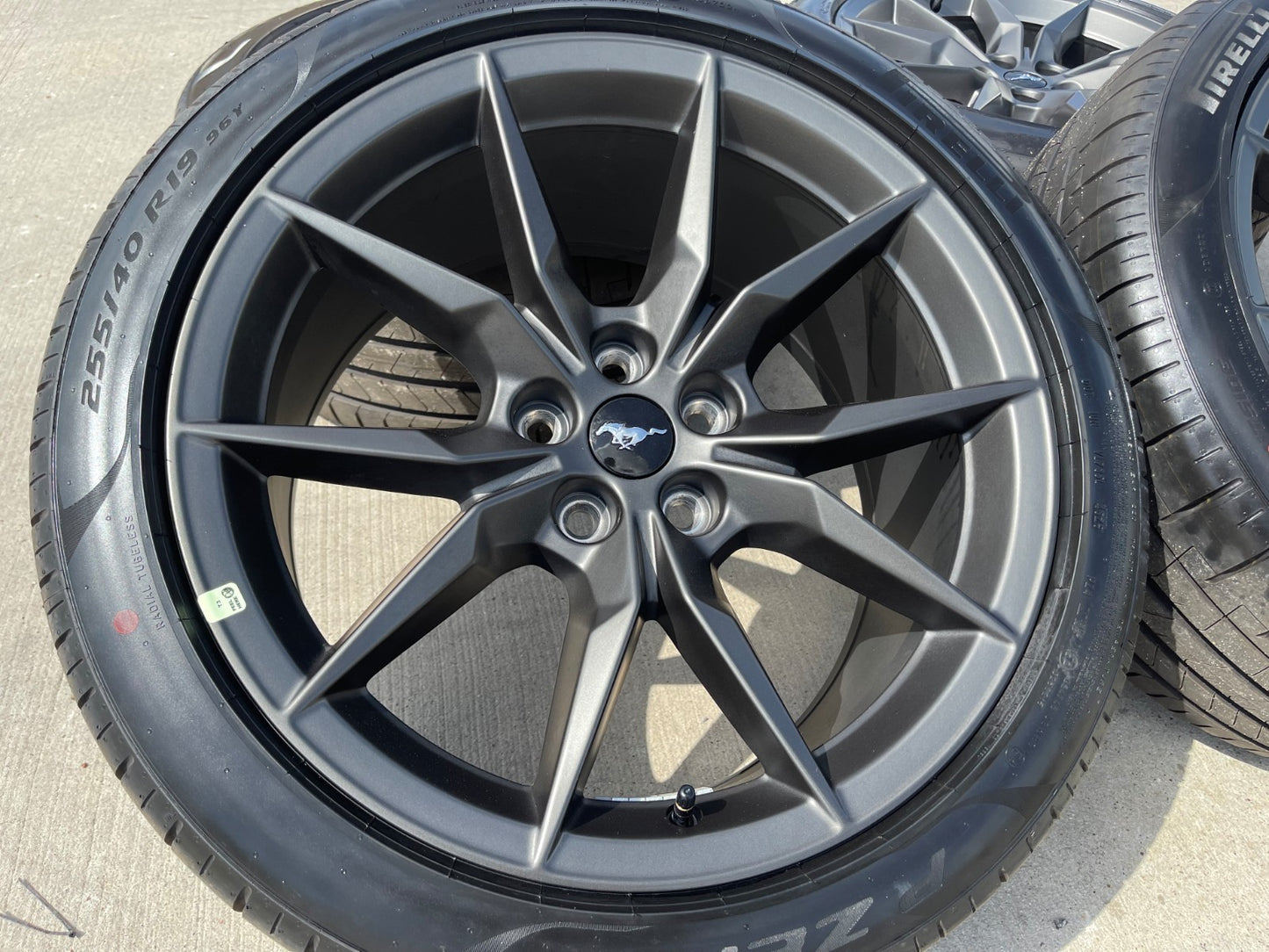 19" Ford Mustang GT Dark Horse OEM 95839 95840 wheels rims 2025 2026 2027 NEW