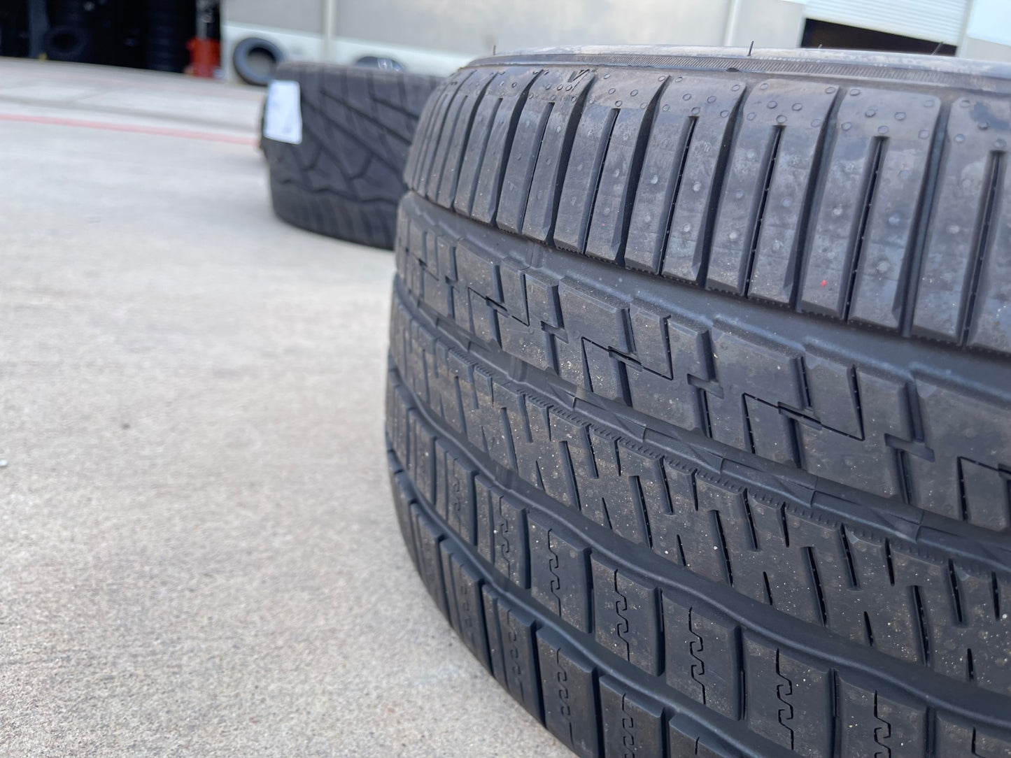 (1) 275/40/20 Falken Azenis FK460 A/S tire 275/40R20 106Y M+S NEW