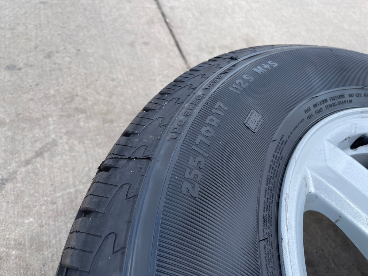 17" Ford F-150 Expedition OEM rims wheels 10339 tires GENERAL