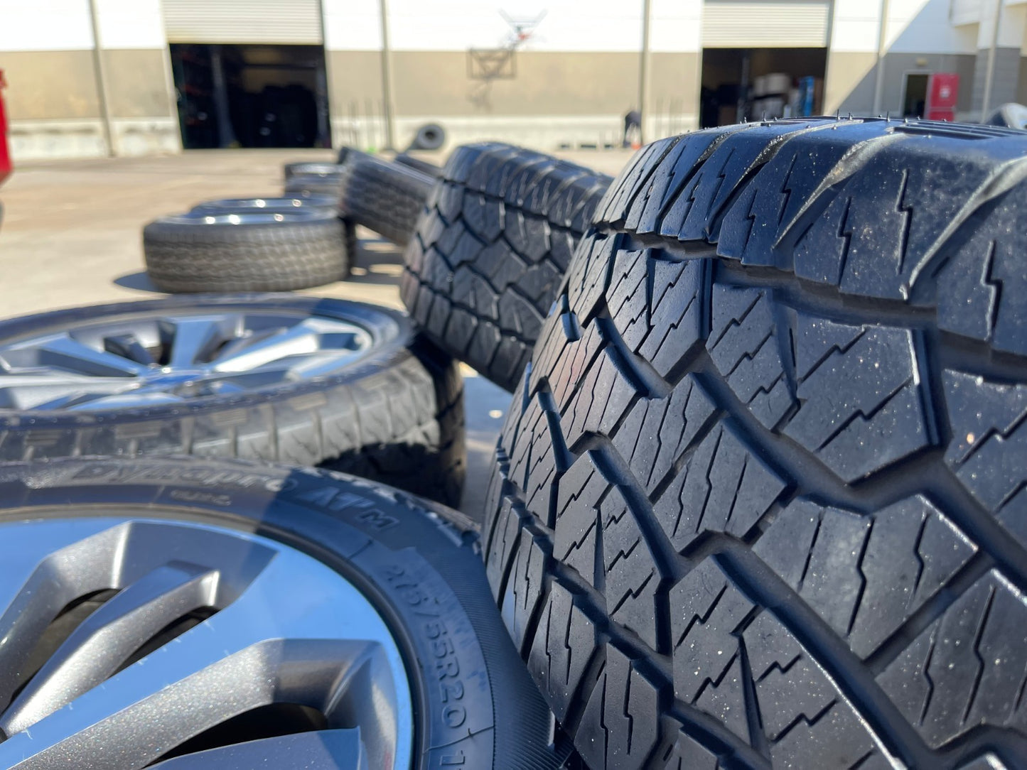 20" Ford F-150 LARIAT Limited OEM 10006 rims wheels Expedition HANKOOK
