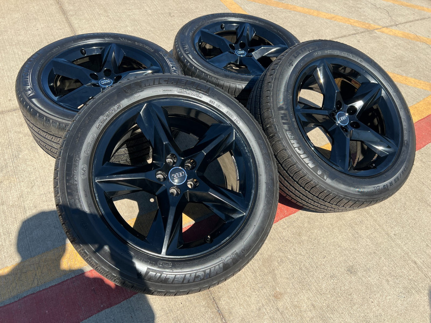 19" Audi Q7 Q8 OEM wheels rims 97749 VW Atlas Q5 NEW