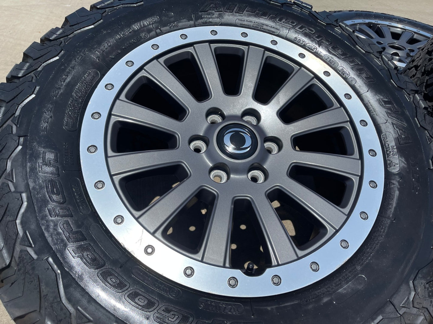 (4) 18" INEOS Grenadier OEM wheels rims Beadlock 2774-1 FITS 2023-2027 NEW BFG