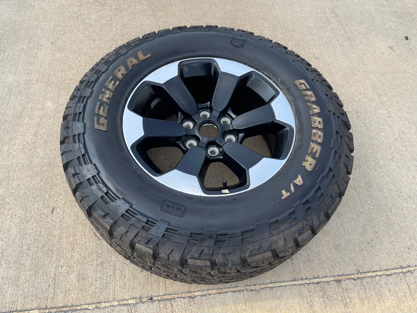 18" Dodge Ram 1500 Rebel Black OEM wheel rim 2671 tire single GENERAL A/T NEW