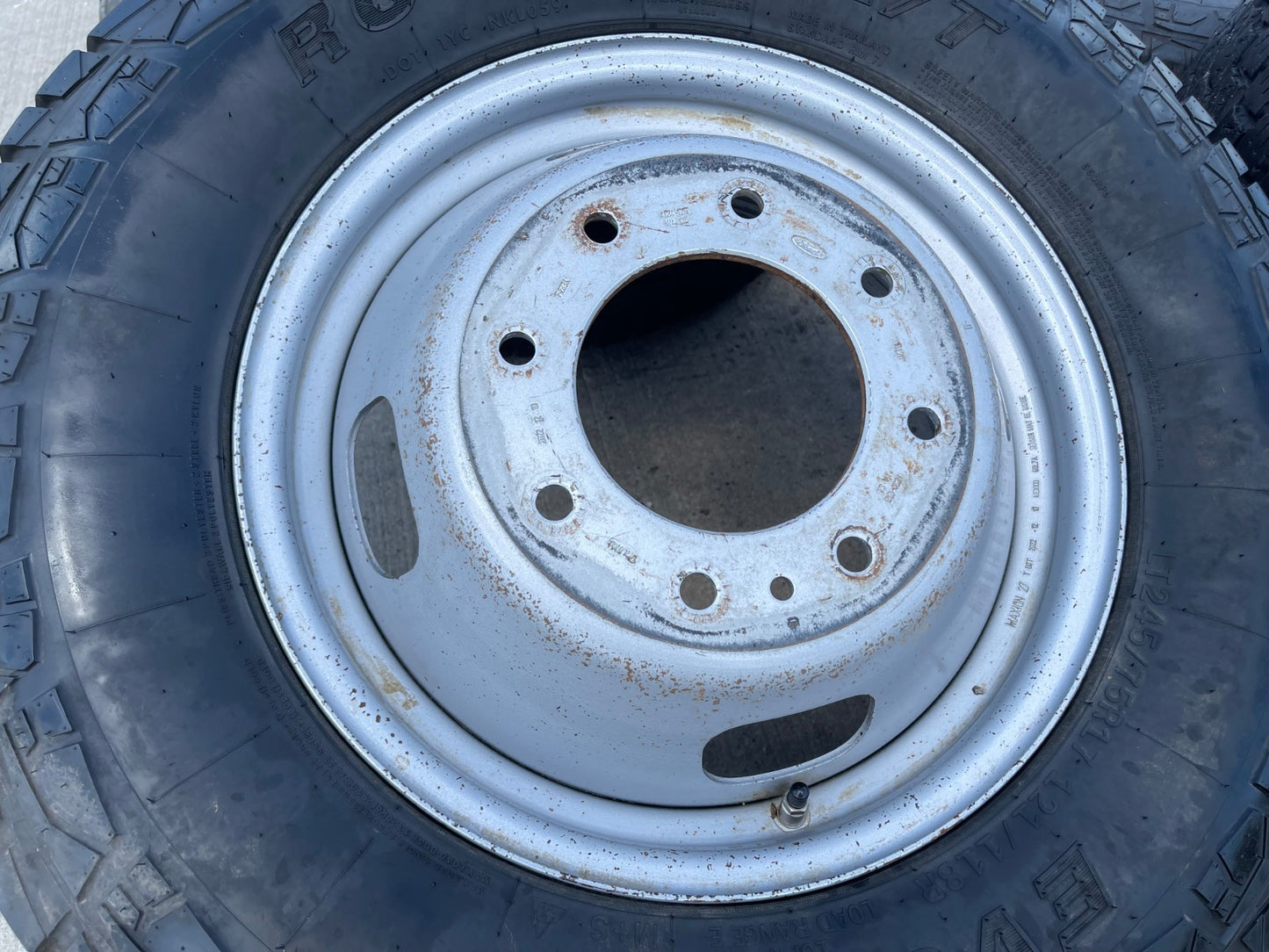 (6) 17" Ford F-350 Dually OEM rims wheels 3615 99016 tires SET A/T