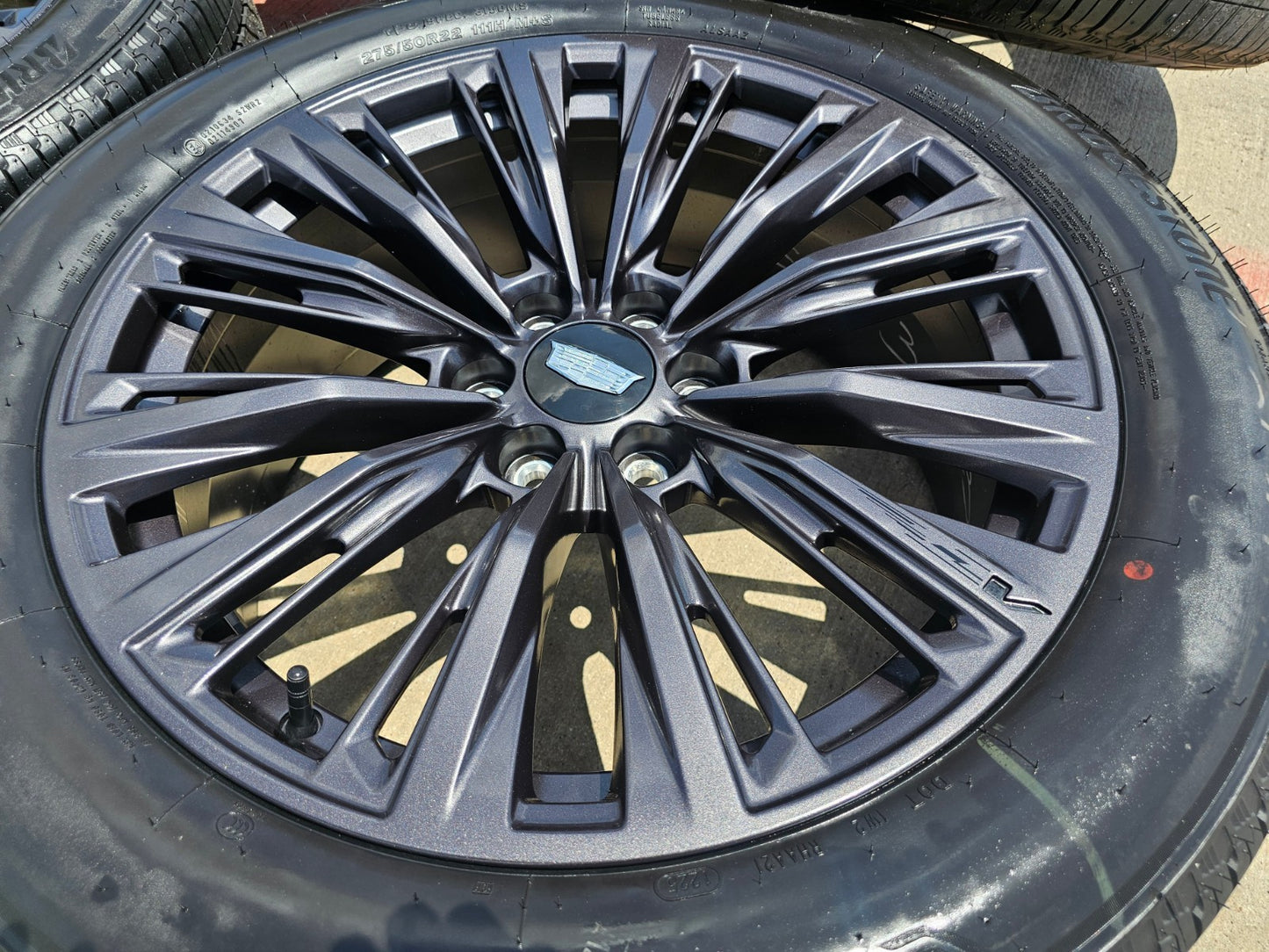 22" Cadillac Escalade V V600 Platinum OEM ORIGINAL rims 2025 2026 NEW