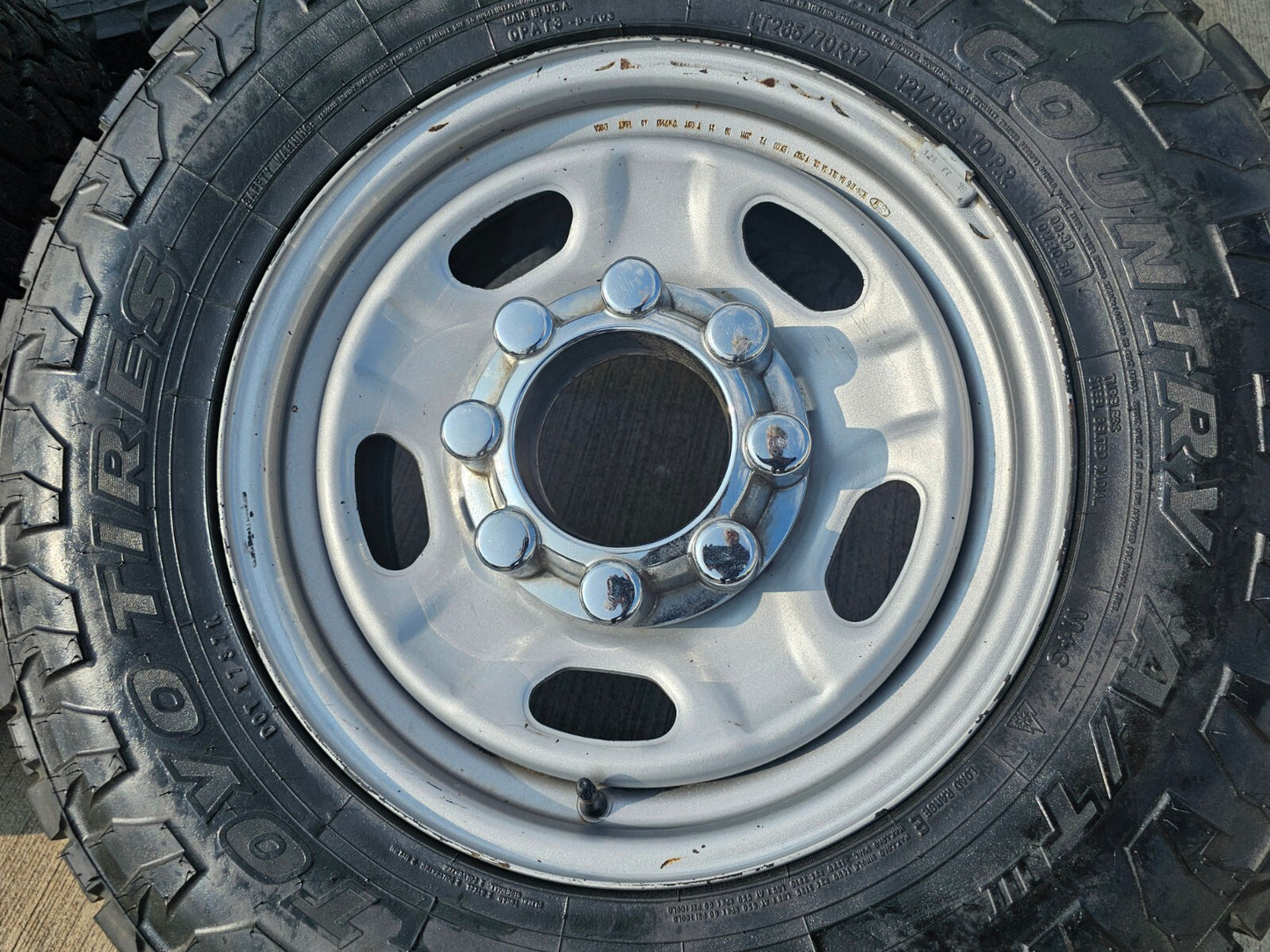 17" Ford F-250 F-350 OEM 3828 wheels rims tires 2022 2023 2024 2025 TOYO A/T3