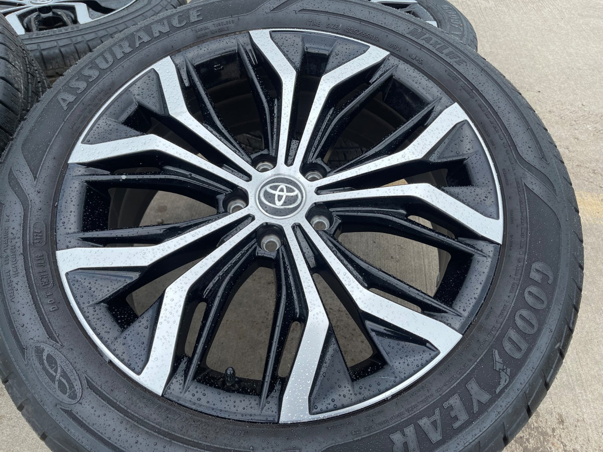 19" Toyota Crown OEM wheels rims Signia Camry Avalon Lexus GOODYEAR SET