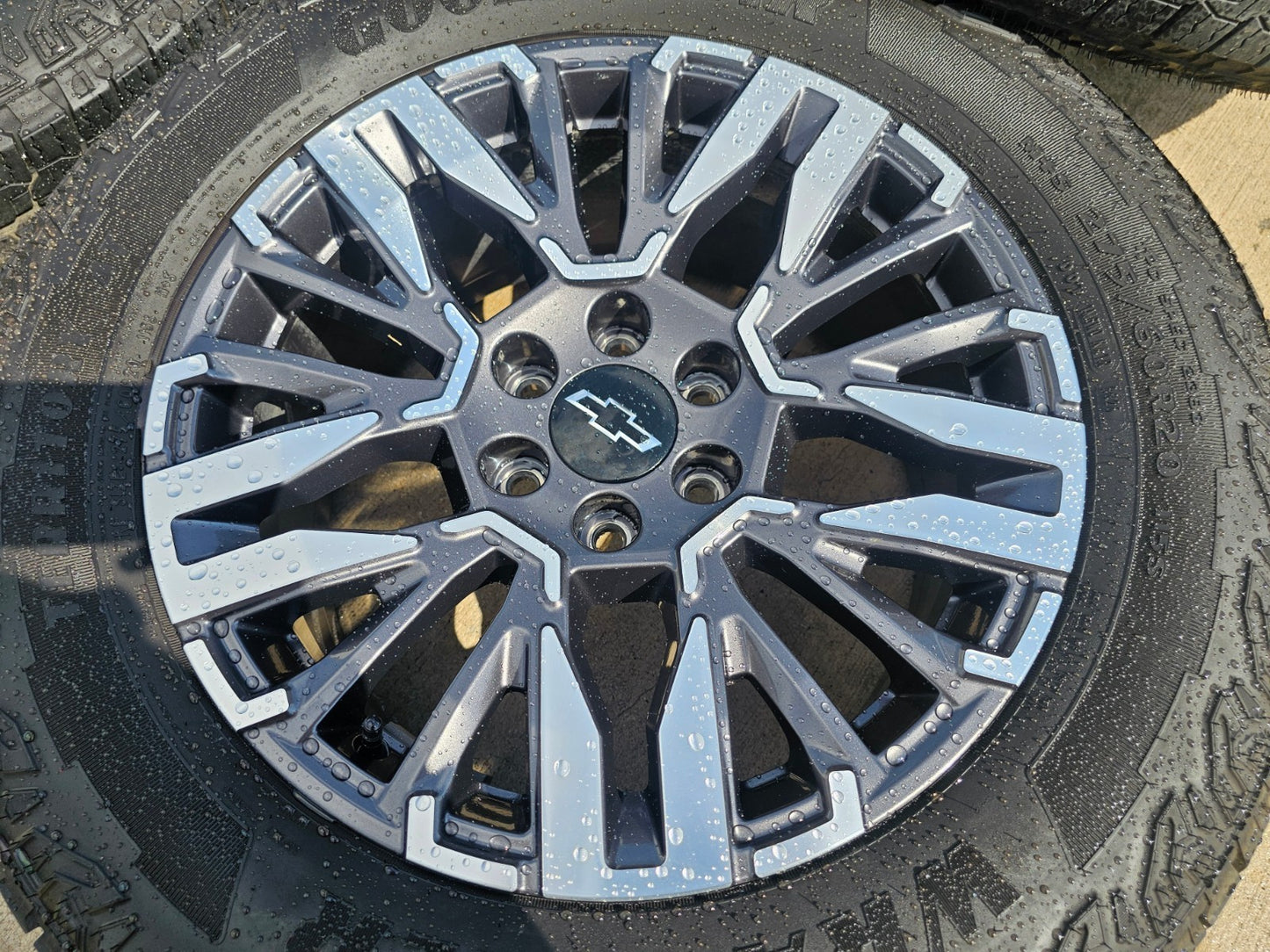 20" Chevy Silverado Z71 GMC Sierra Canyon OEM wheels rims 2025 2026 2027 SET