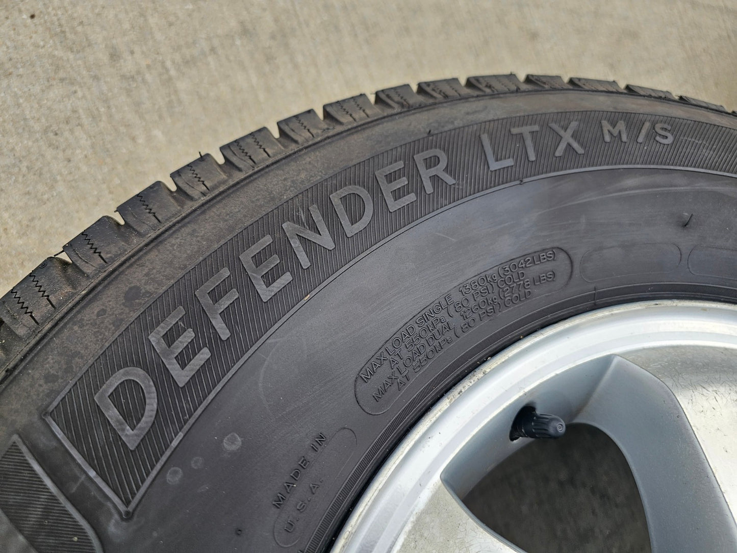 (4) 16" Mercedes Sprinter OEM 2353 wheels rims tires MICHELIN