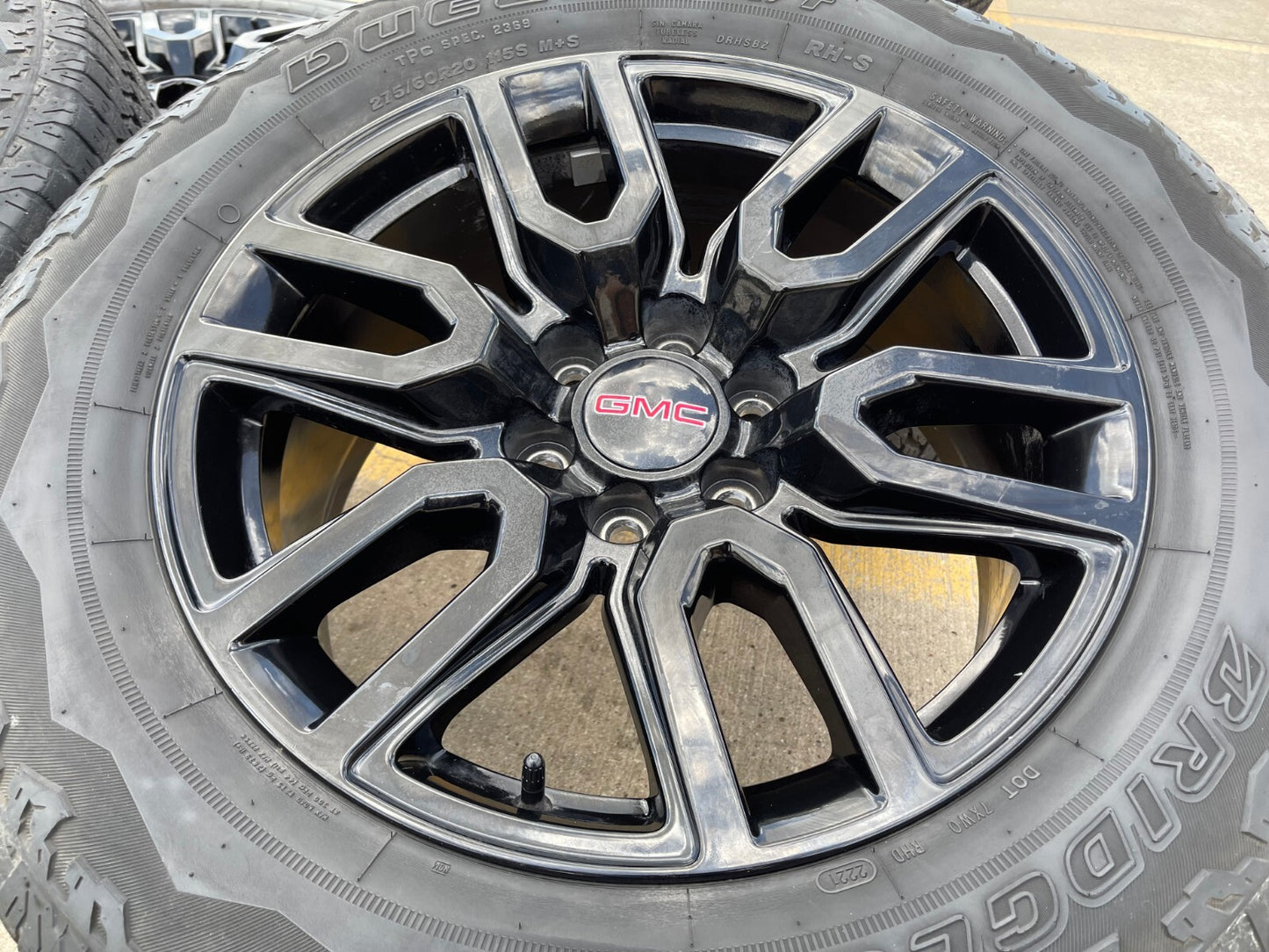 20" GMC Sierra Yukon Chevy OEM black 5914 5918 wheels rims 2023 2024 2025 2026
