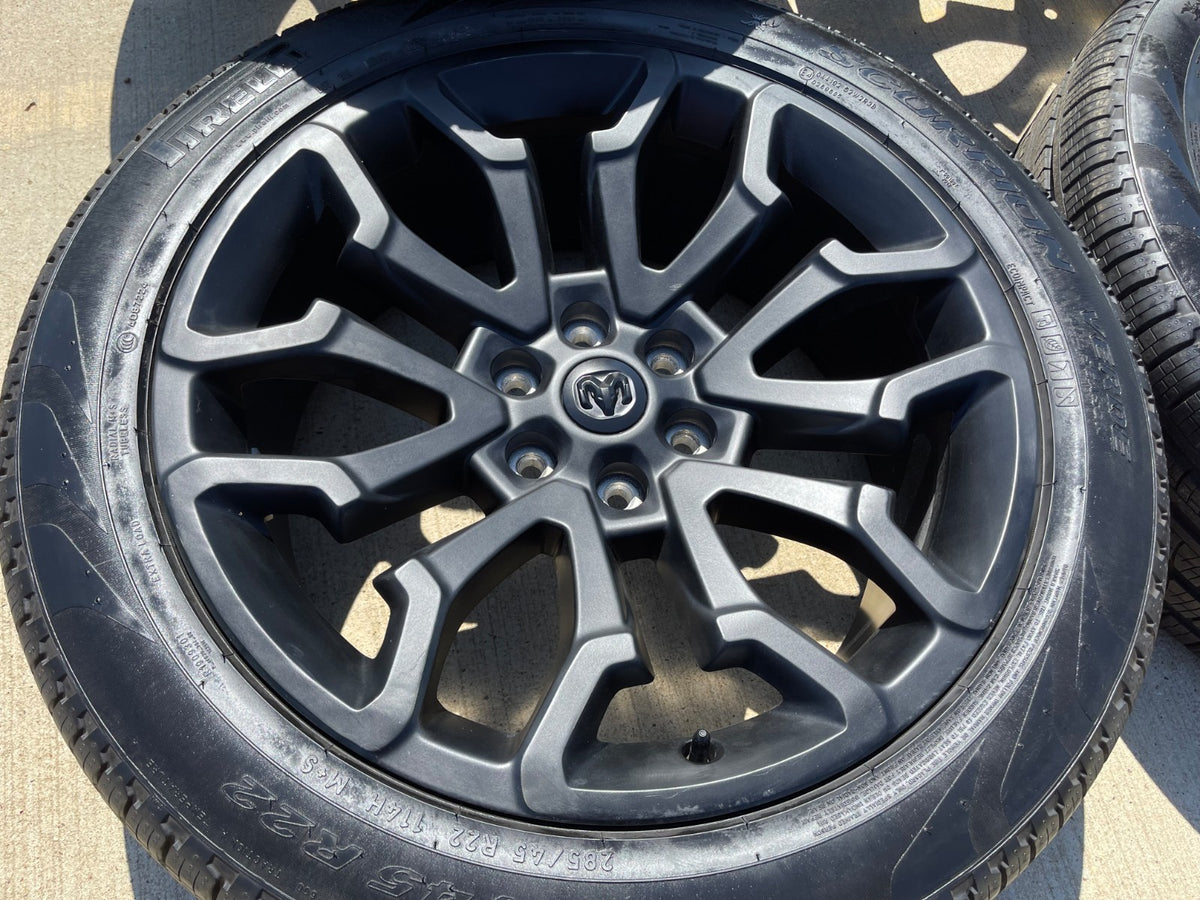 22" Dodge Ram 1500 OEM 95987 LIMITED Laramie wheels rims black 2025 2026 SET
