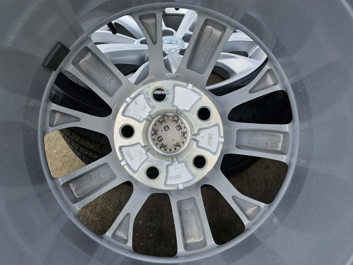 18" Cadillac CT5 Platinum OEM 94114 wheels rims 2023 2024 2025 NEW MICHELIN