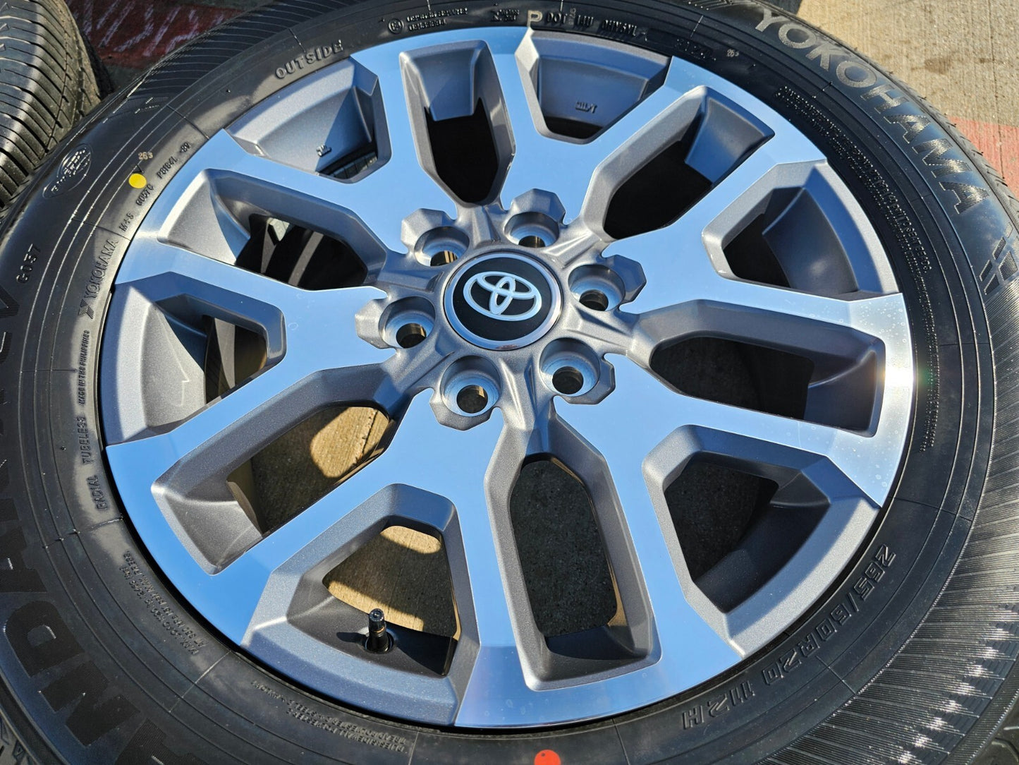 20" Toyota Tundra TSS TRD OEM wheels rims 95359 75277 Sequoia 2024 2025 2026 NEW